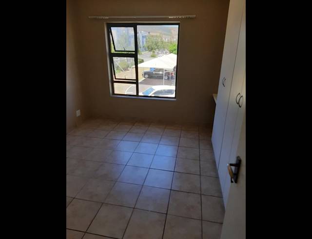 2 BEDROOM PROPERTY TO RENT IN BURGUNDY ESTATE